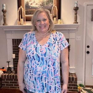 Lilly Pulitzer Etta top in “Reel Nauti”